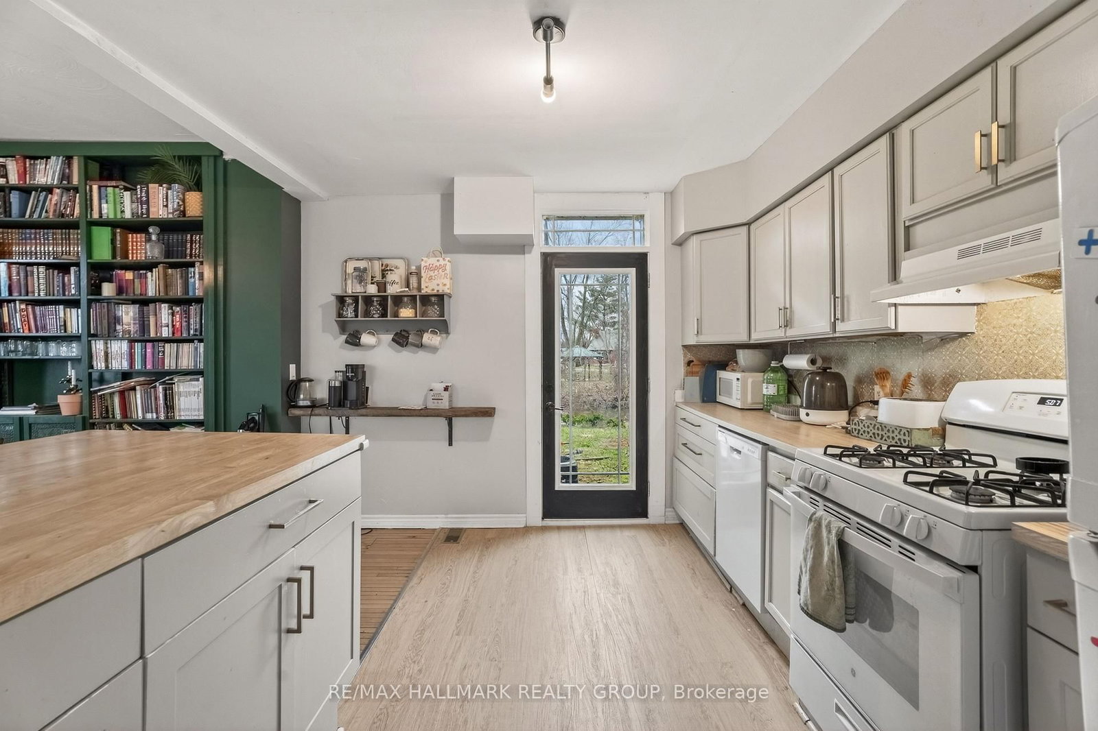 2343 Church Street • North Gower, ON photo 12