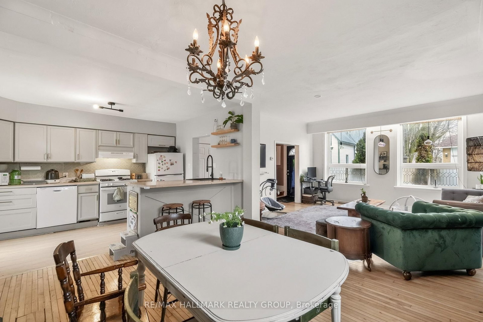 2343 Church Street • North Gower, ON photo 9