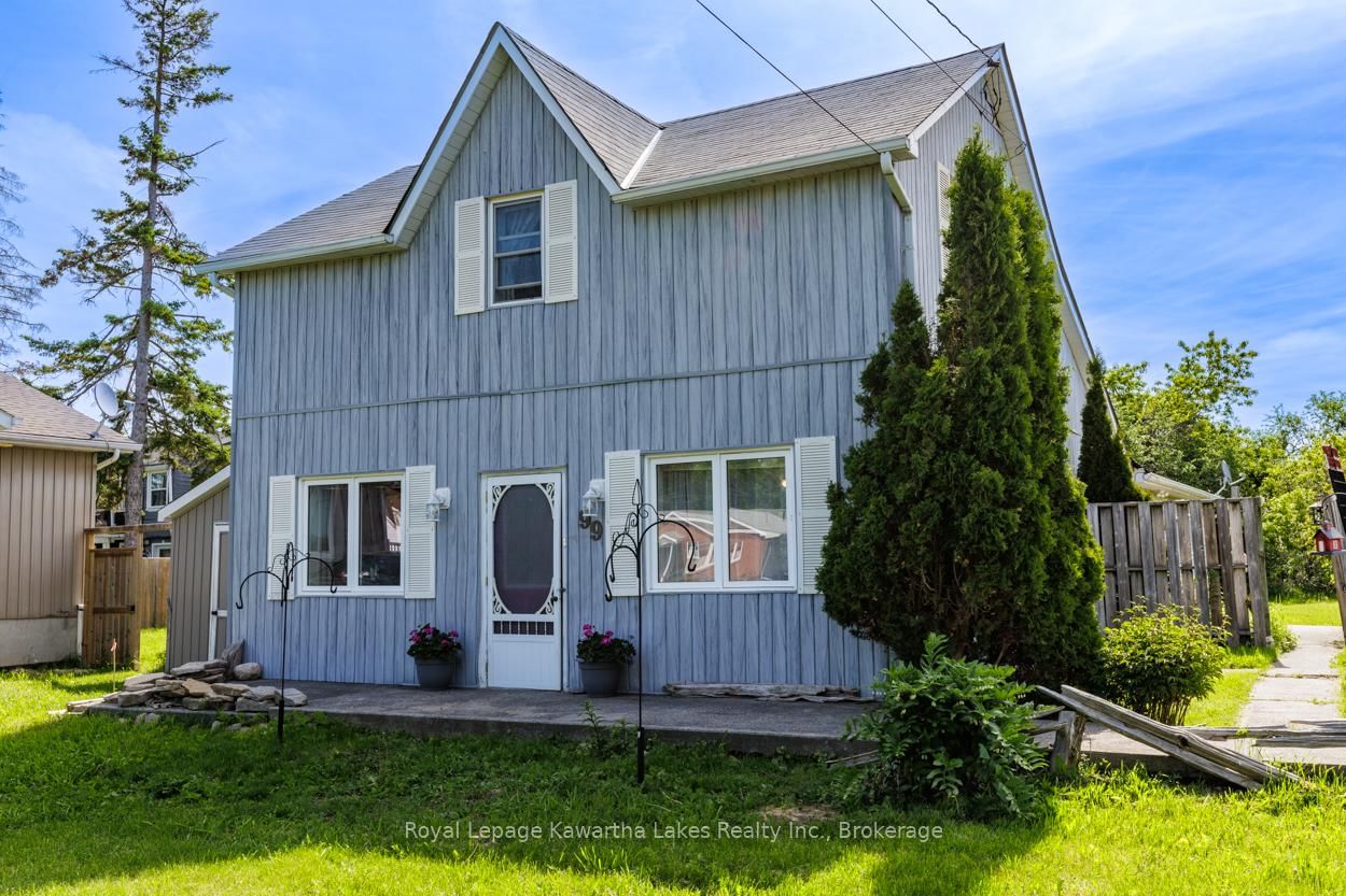 99 Lindsay Street • Kawartha Lakes, ON photo 1