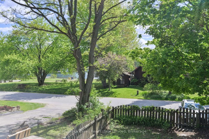 11 Harris St photo 4