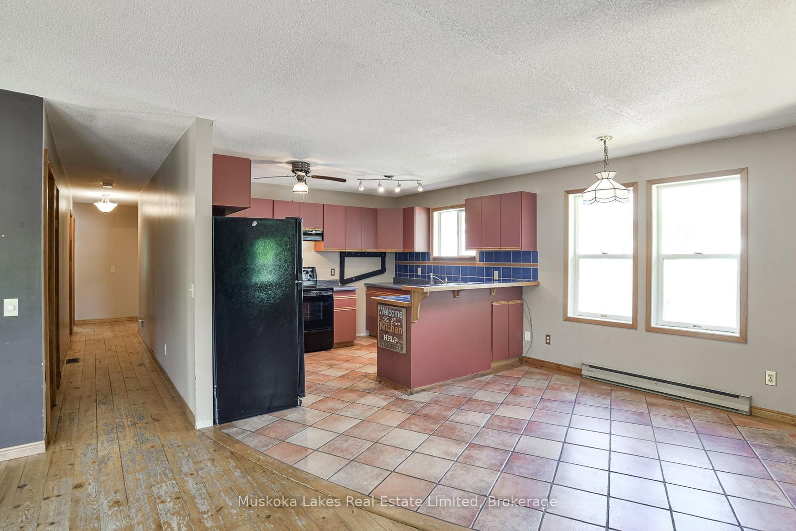 11 Harris Street • Muskoka Lakes, ON photo 6