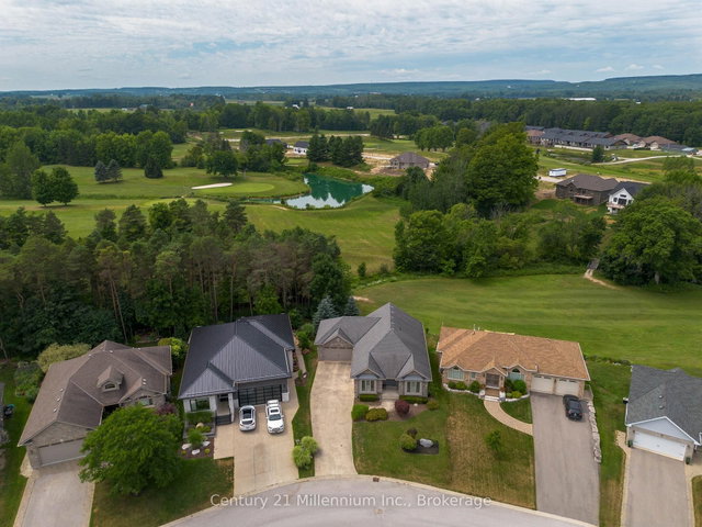 6 Glen Abbey Court