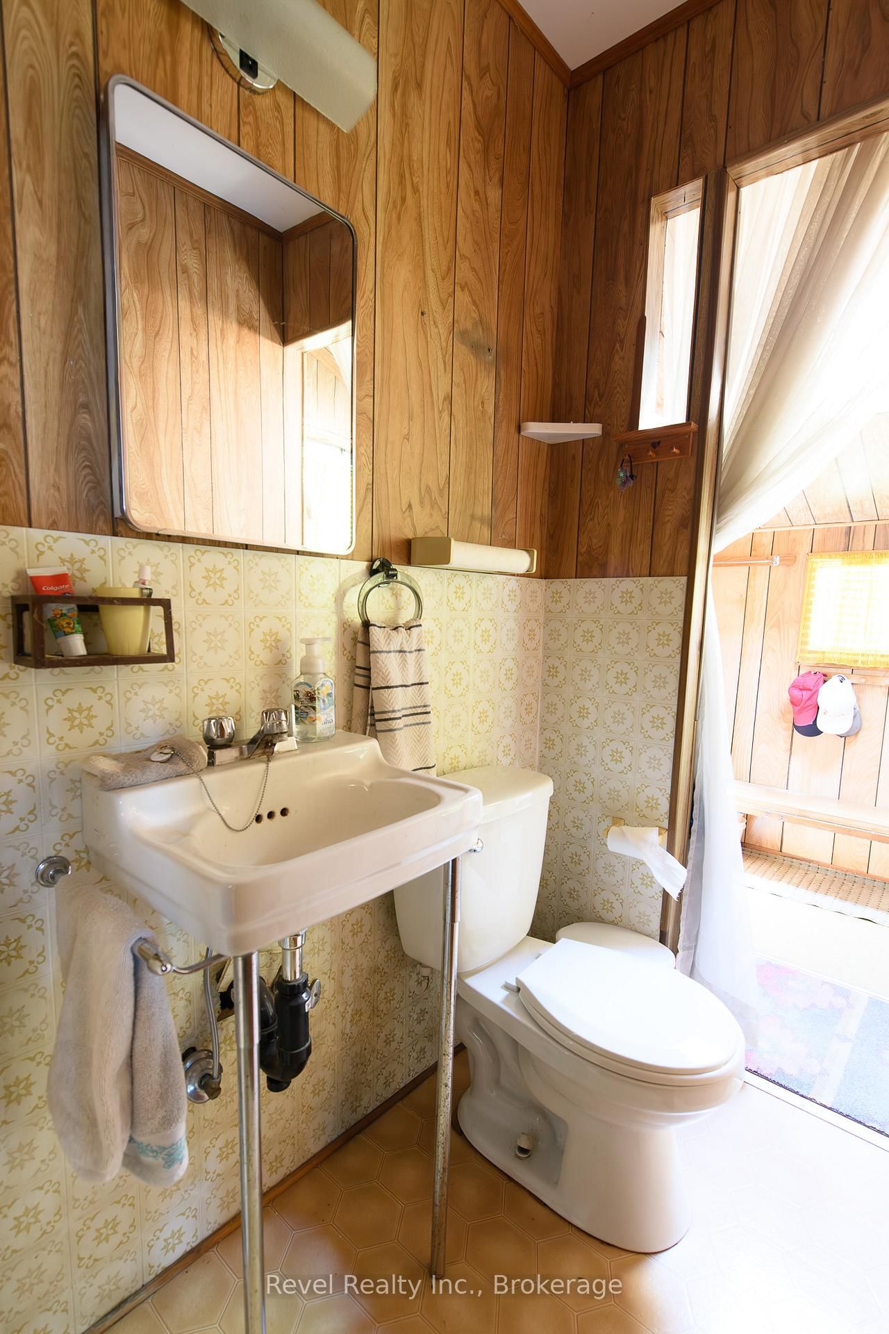 Listing Image 13