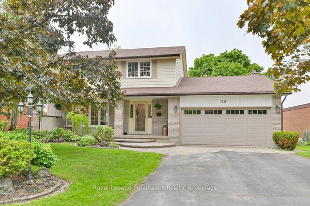 28 Briarwood Crescent