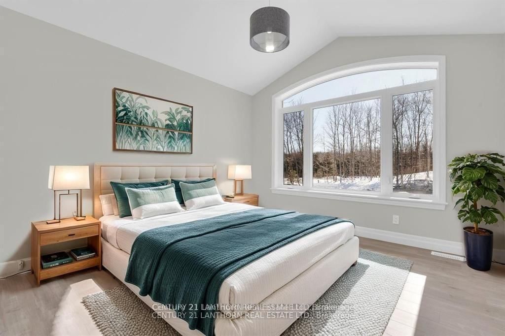 1039 Crookston Road • Madoc, ON photo 14