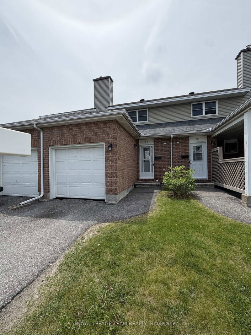 home for sale on 29 Bentbrook Crescent