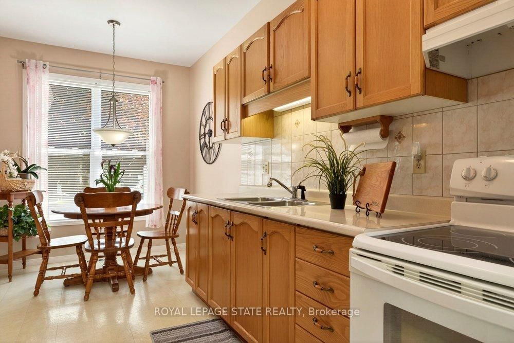 20 Kitty Murray Lane • #11 • Hamilton, ON photo 13