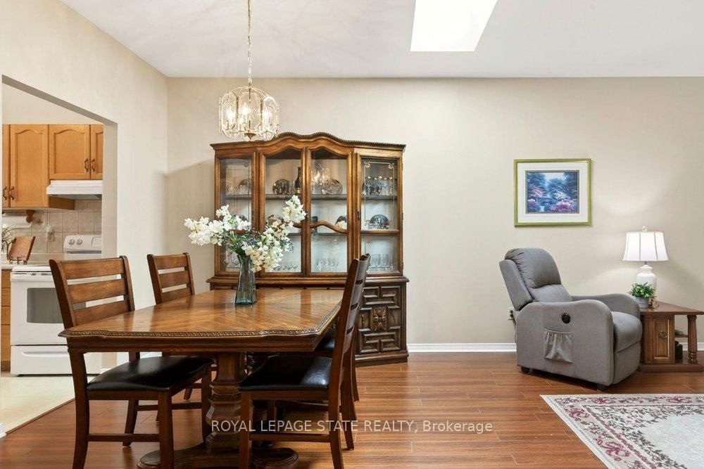 20 Kitty Murray Lane • #11 • Hamilton, ON photo 17
