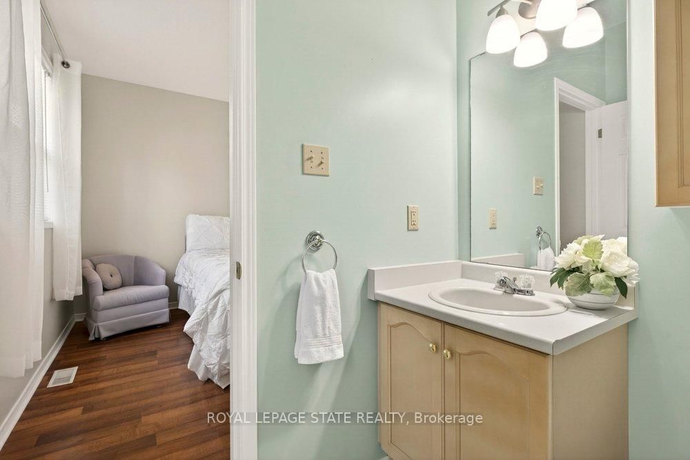 20 Kitty Murray Lane • #11 • Hamilton, ON photo 30
