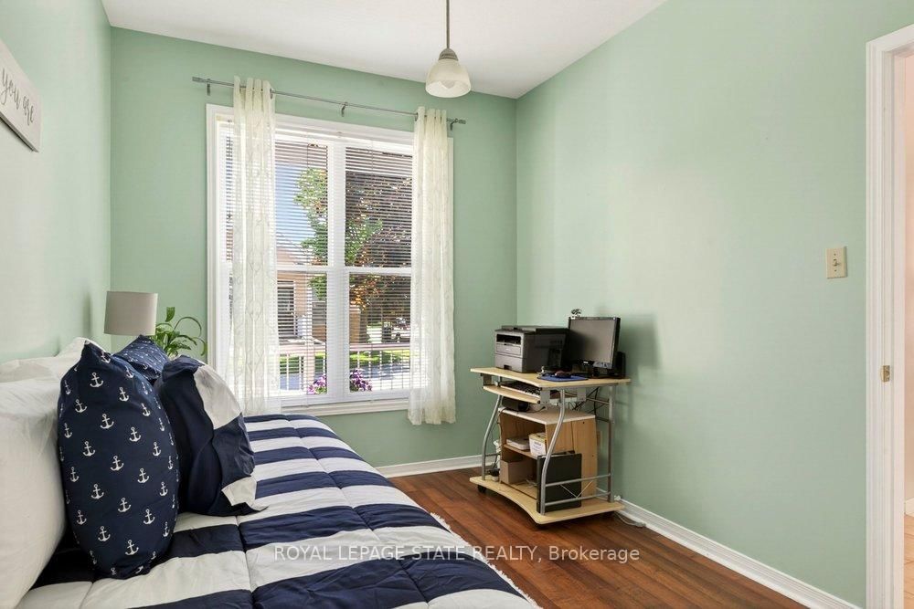 20 Kitty Murray Lane • #11 • Hamilton, ON photo 33