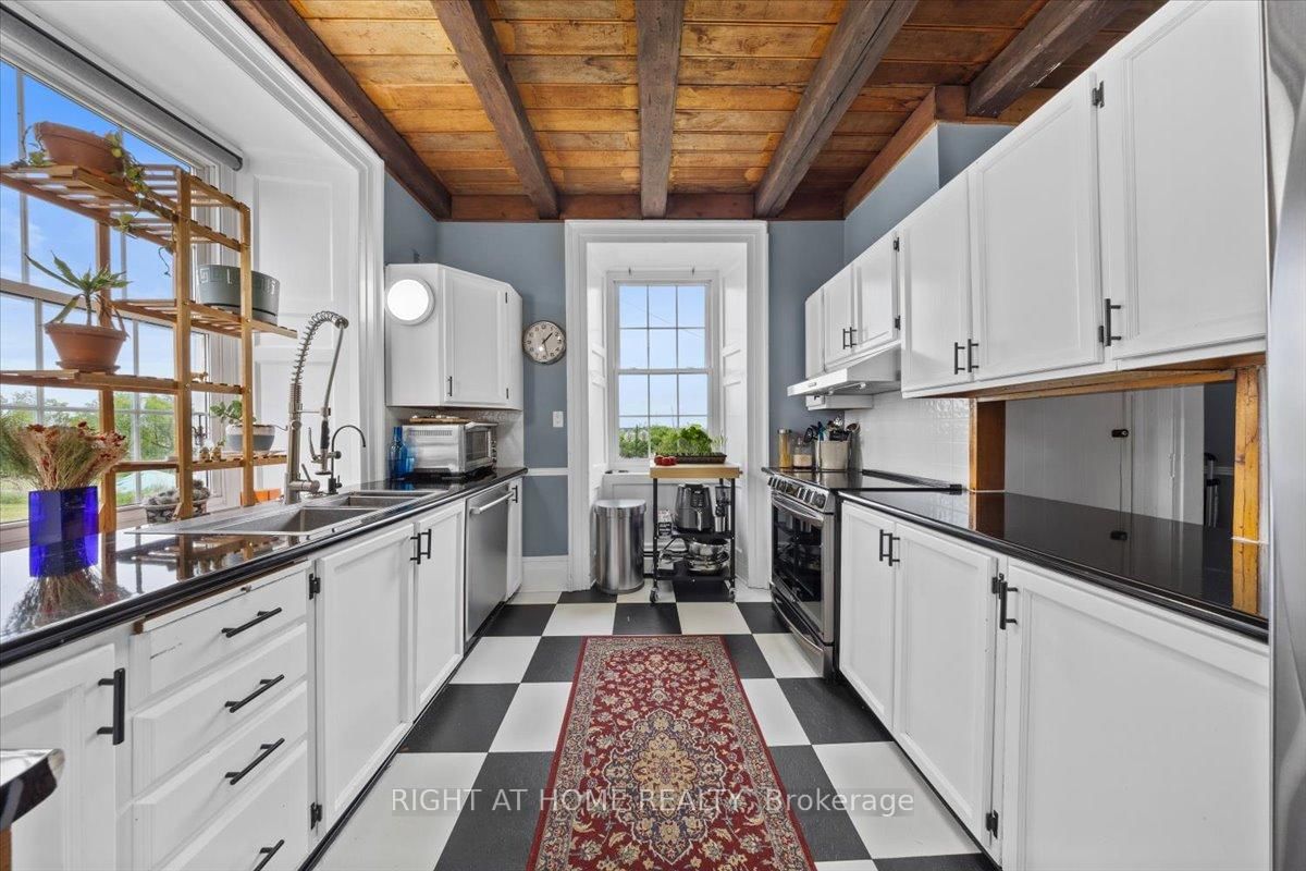 2584 Highway 43 Highway • Smiths Falls, ON photo 13