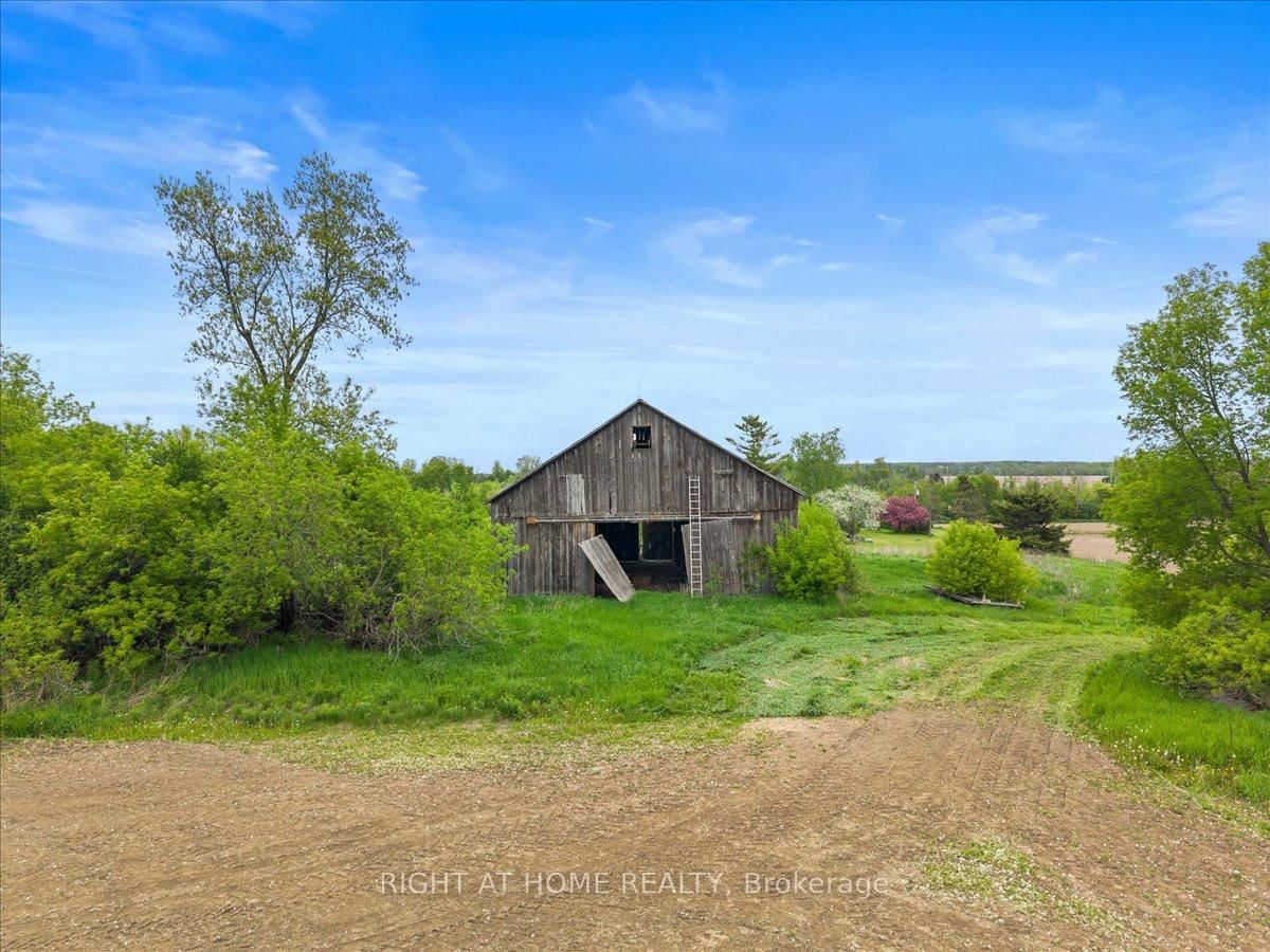 2584 Highway 43 Highway • Smiths Falls, ON photo 42