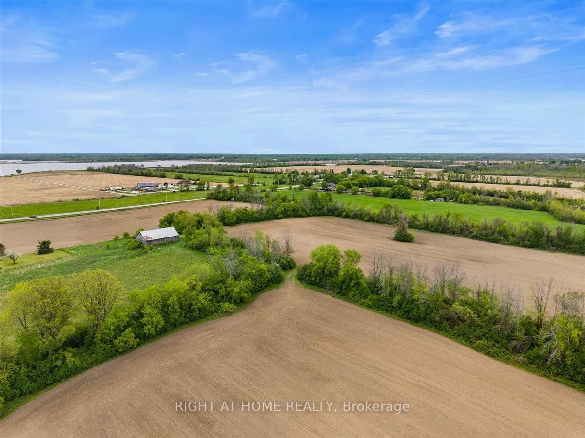 2584 Highway 43 Highway • Smiths Falls, ON photo 44
