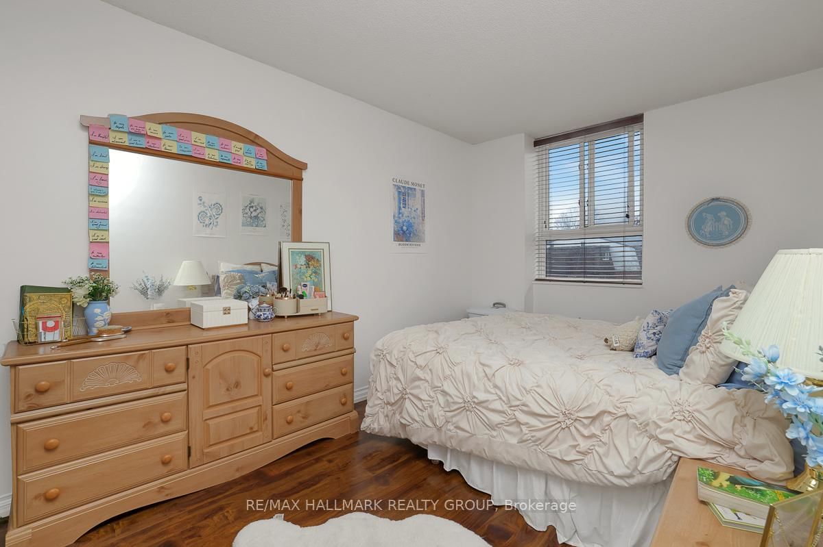 2000 Jasmine Crescent • #210 • Ottawa, ON photo 18