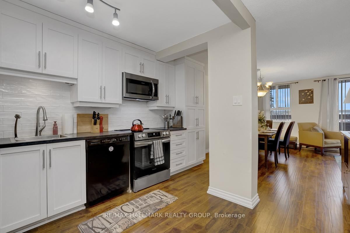 2000 Jasmine Crescent • #210 • Ottawa, ON photo 8