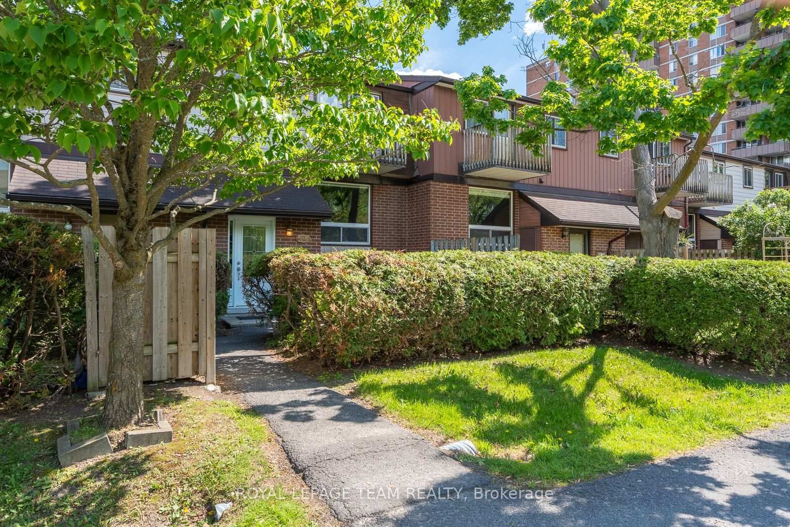 402 Montfort Street • #9 • Ottawa, ON photo 28