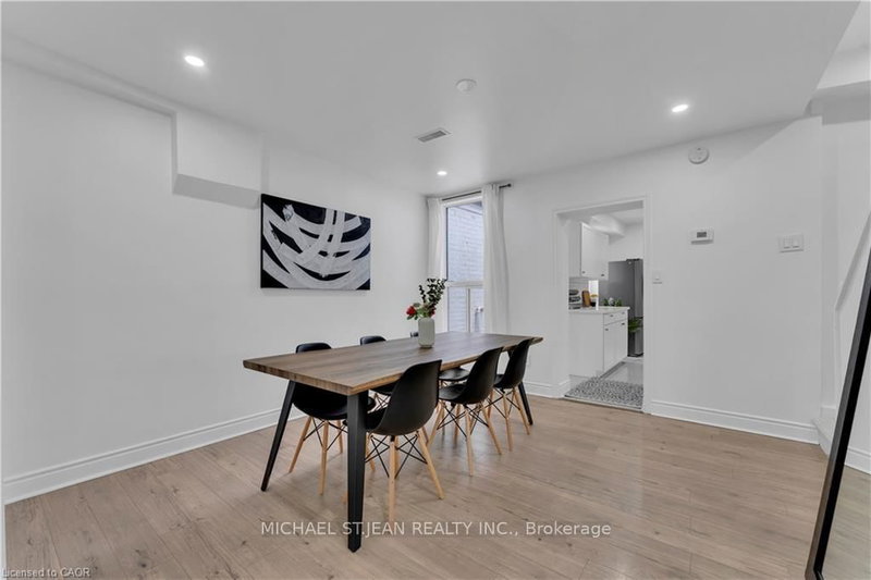237 West Avenue