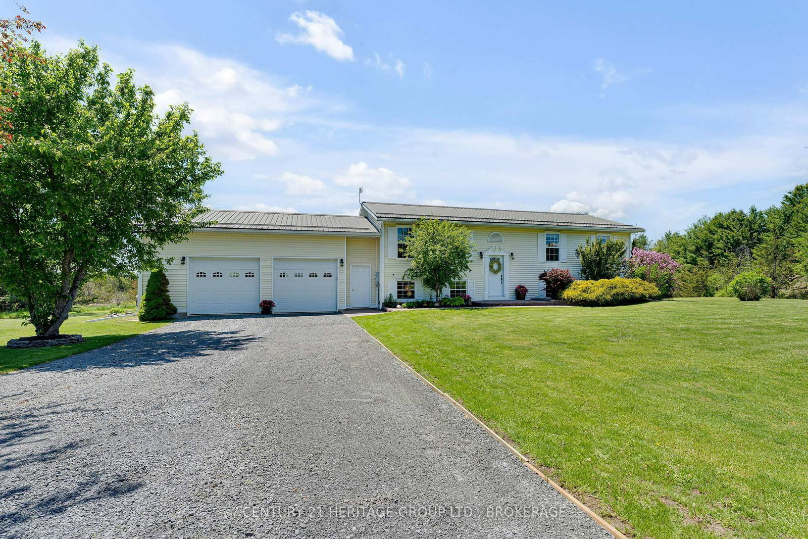 120 Pinecrest Road S • Newburgh, ON photo 3