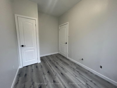 Unit 4 — 372 Darling Street — photo 5