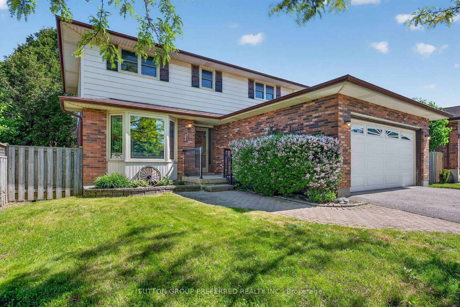 4 Golfview Crescent