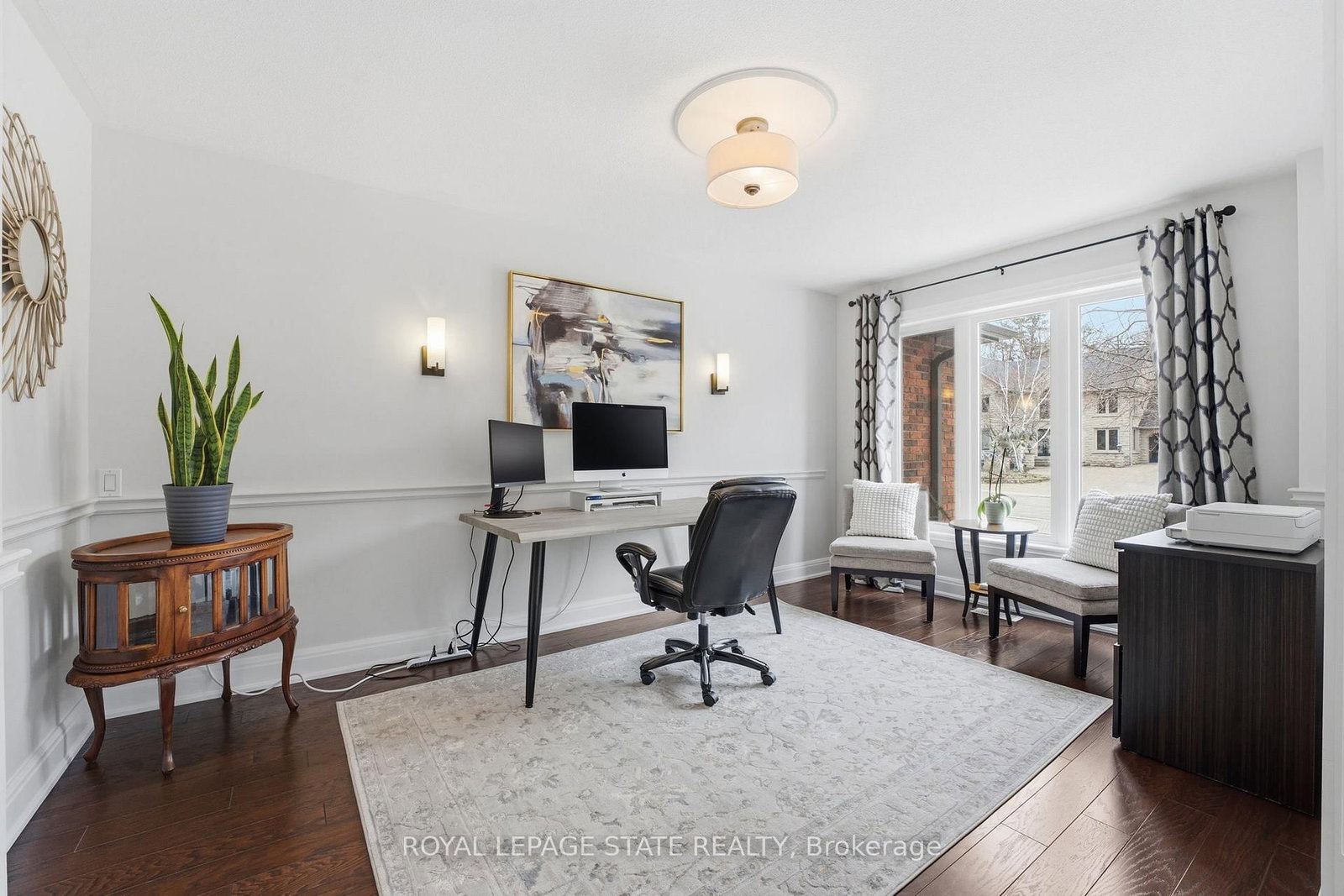 28 DEERVIEW Avenue • Hamilton, ON photo 21