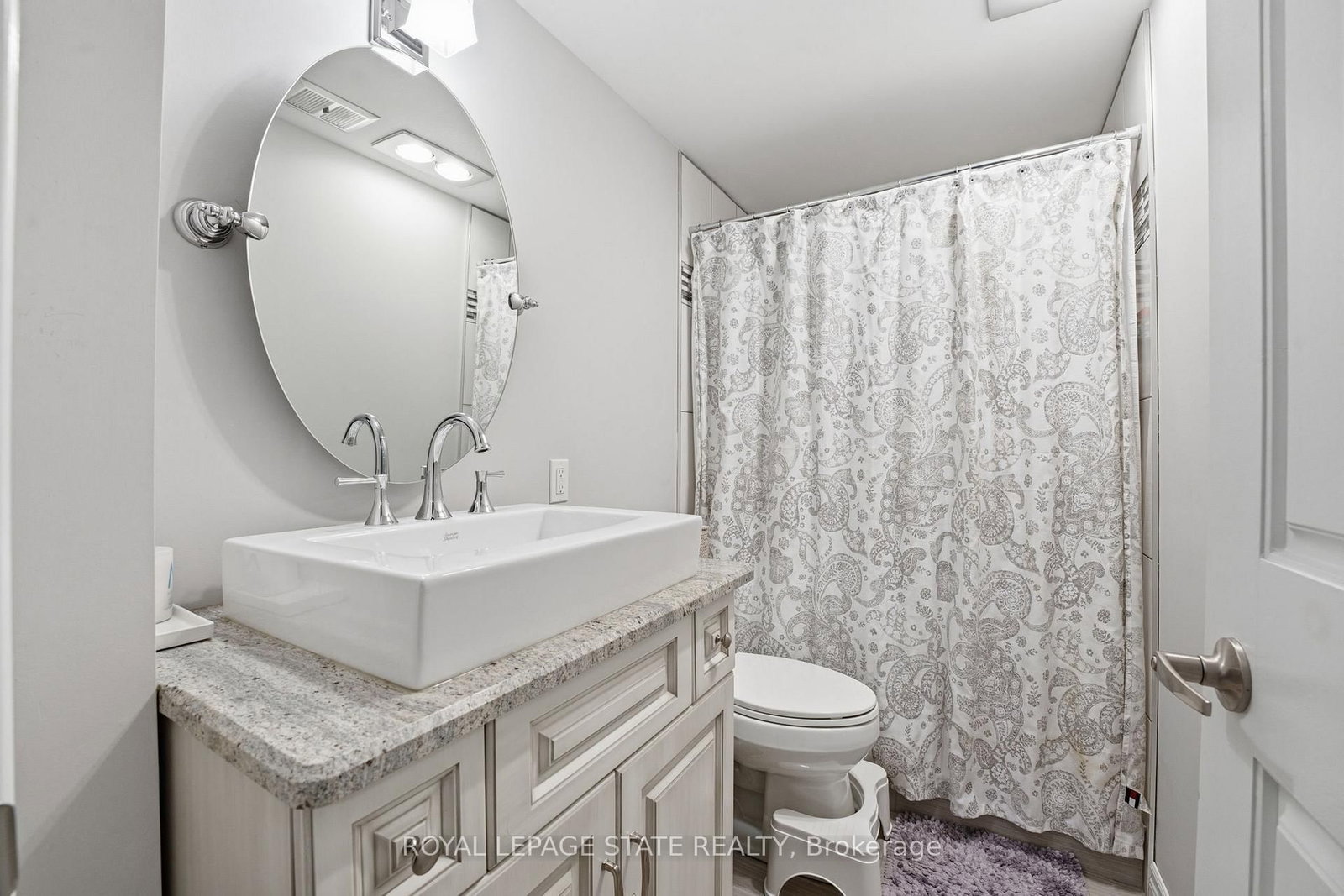 28 DEERVIEW Avenue • Hamilton, ON photo 40
