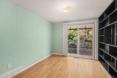 303 Hoylake Crescent • Ottawa, ON photo 6