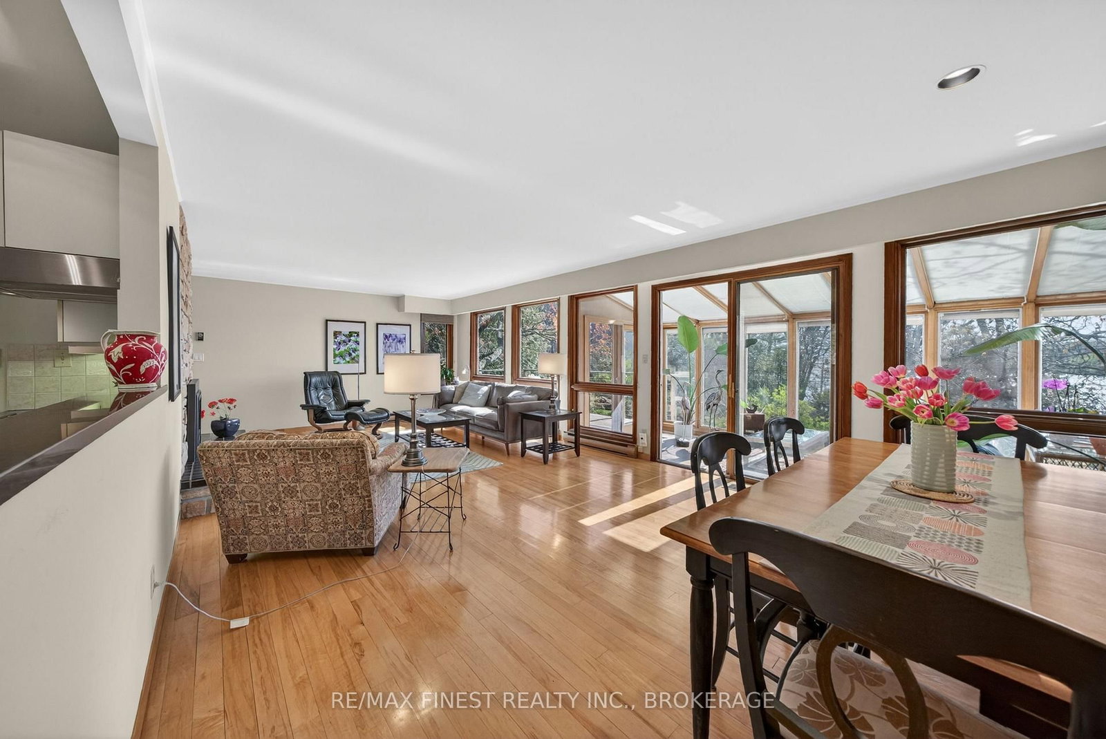 10 Warbler Lane • Kingston, ON photo 21
