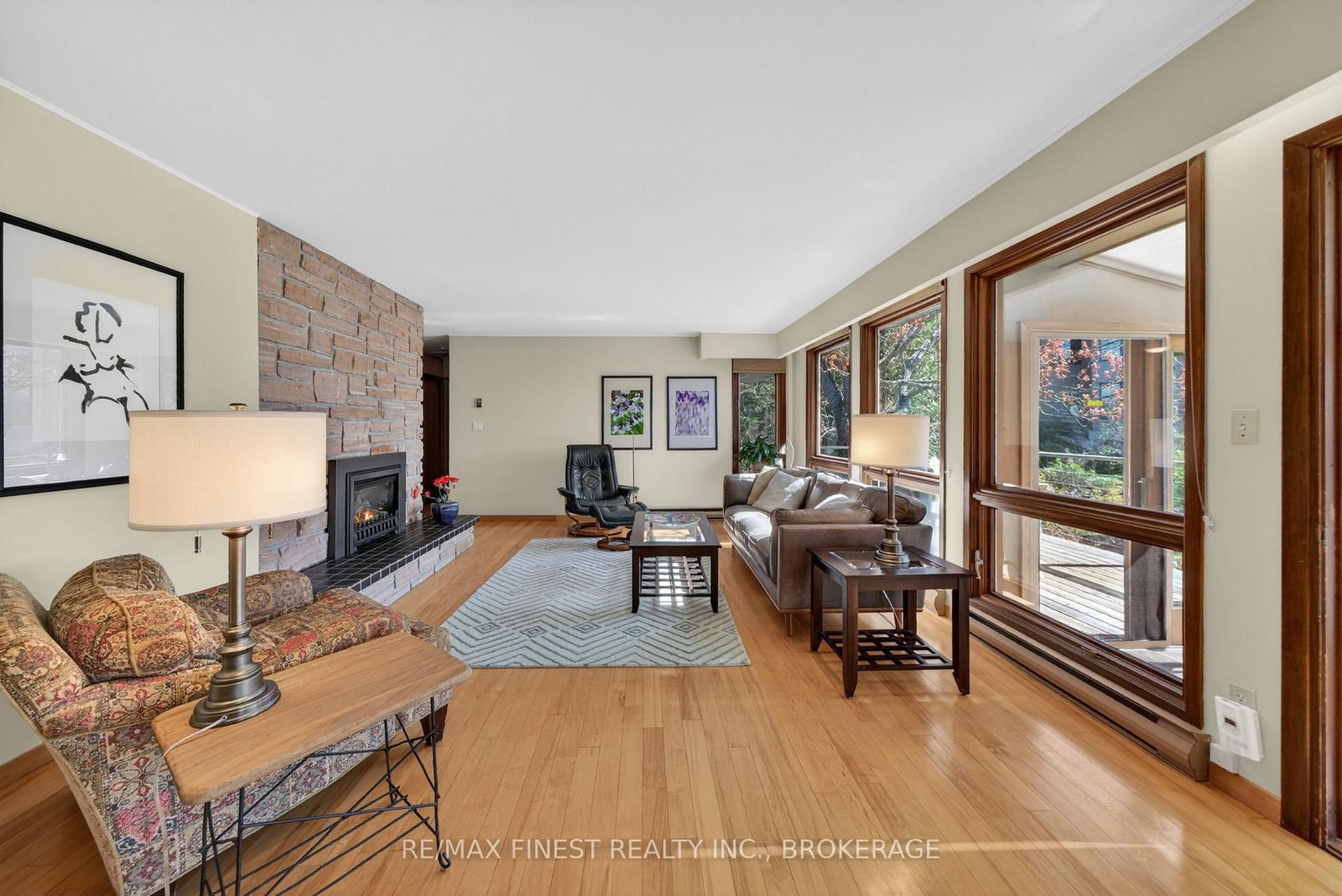10 Warbler Lane • Kingston, ON photo 22