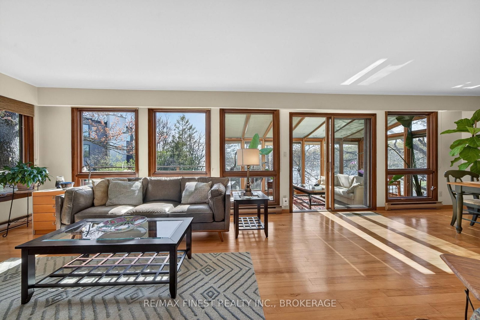 10 Warbler Lane • Kingston, ON photo 27