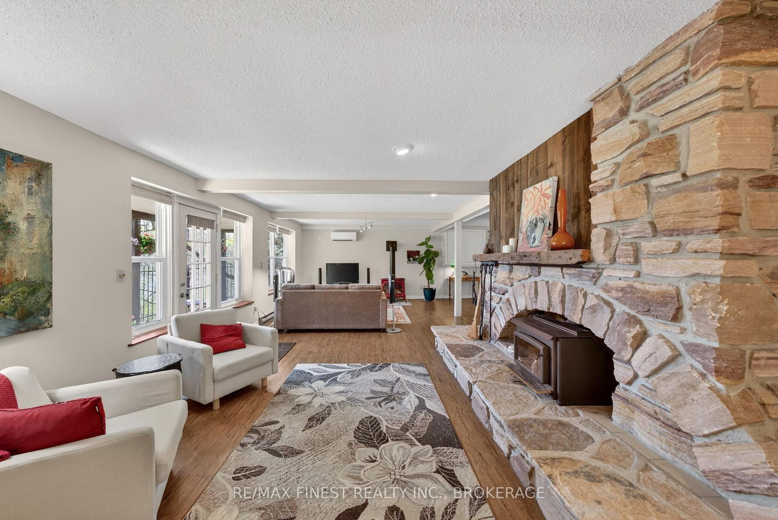 10 Warbler Lane • Kingston, ON photo 39