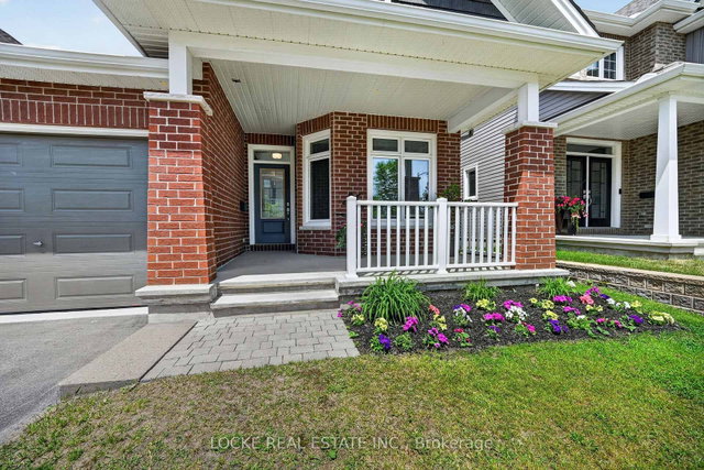 639 Baie-Des-Castors Street