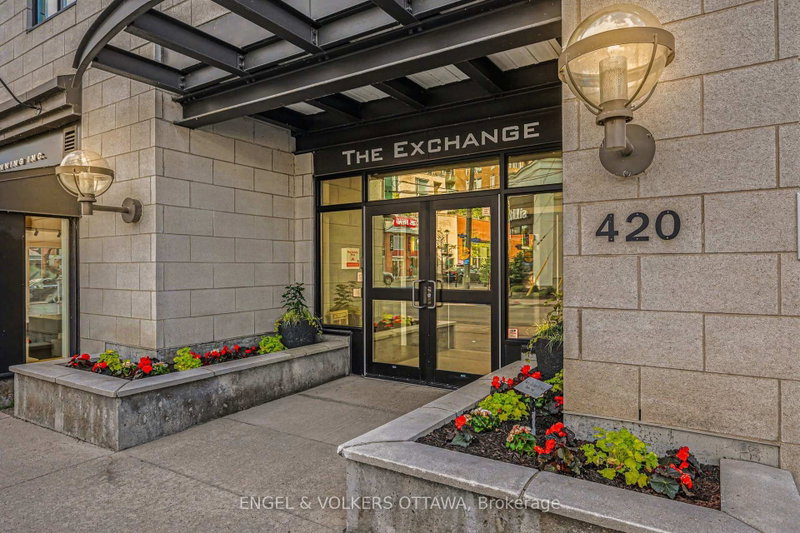 home for sale on 204-420 Berkley Avenue