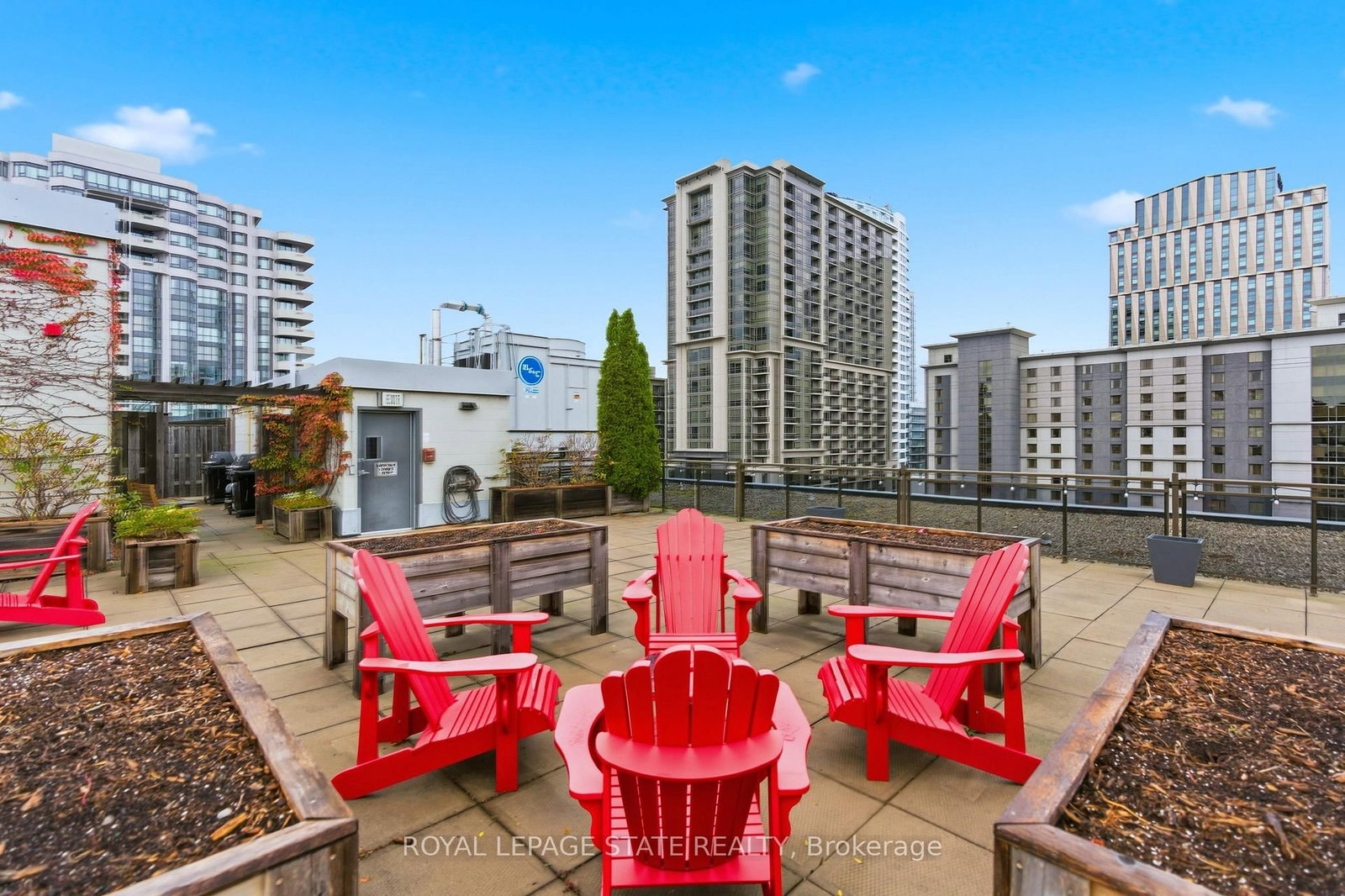 66 Bay Street S • #PH10 • Hamilton, ON photo 31