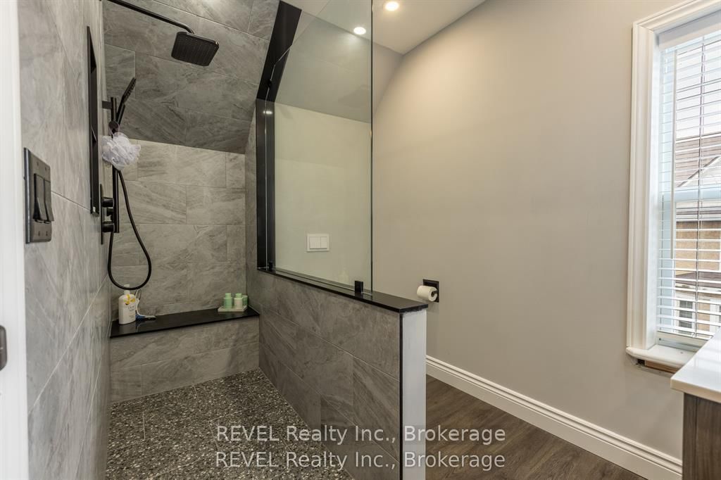 92-94 Kent Street • Port Colborne, ON photo 21