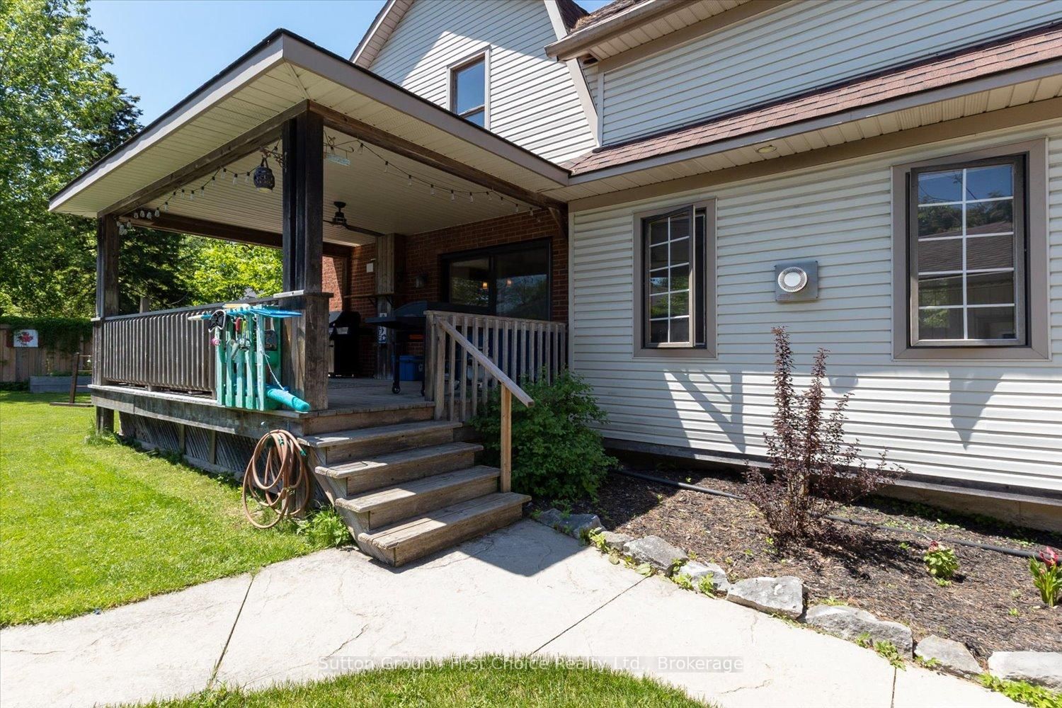 409 Mornington Street • Stratford, ON photo 33