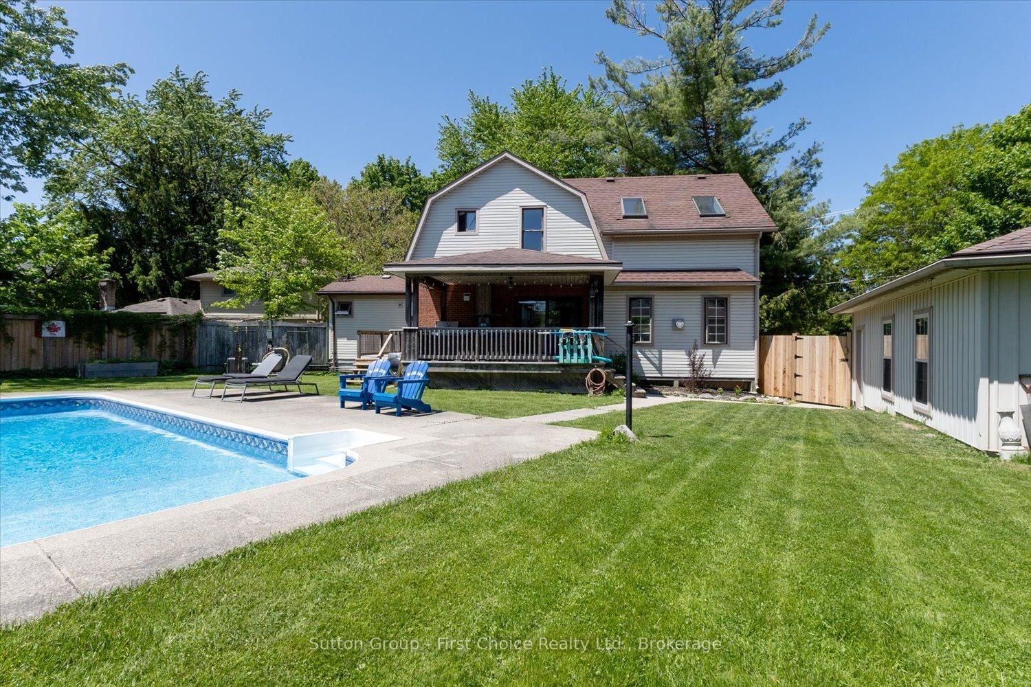 409 Mornington Street • Stratford, ON photo 36