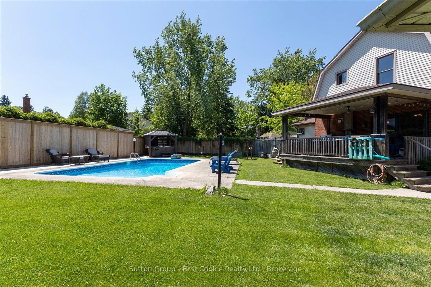 409 Mornington Street • Stratford, ON photo 46