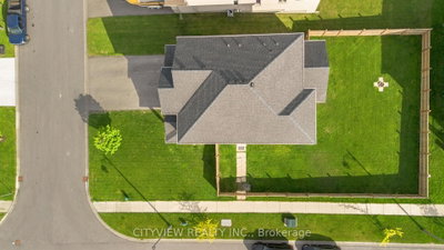 28 Hartfield Street • Ingersoll, ON photo 4