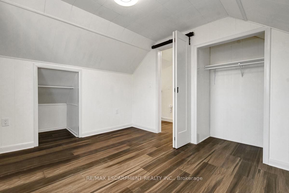 14 Niagara Street • Hamilton, ON photo 29