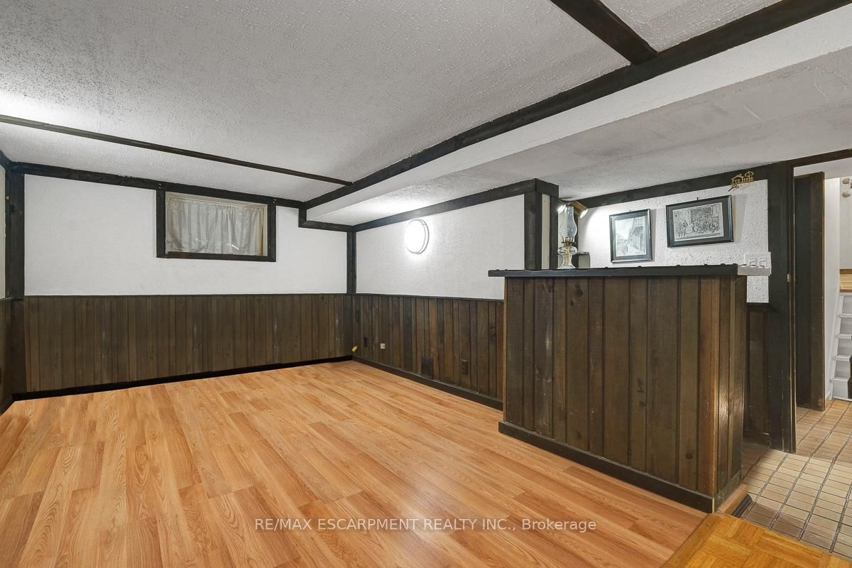 14 Niagara Street • Hamilton, ON photo 35