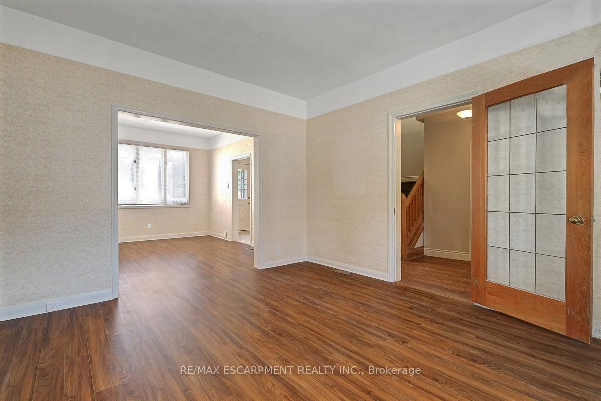 14 Niagara Street • Hamilton, ON photo 9