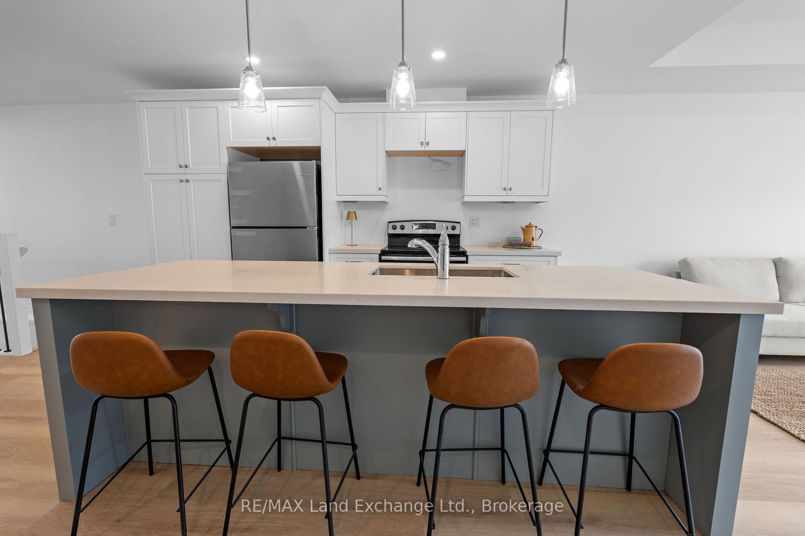 98 Eagle Court • Saugeen Shores, ON photo 13