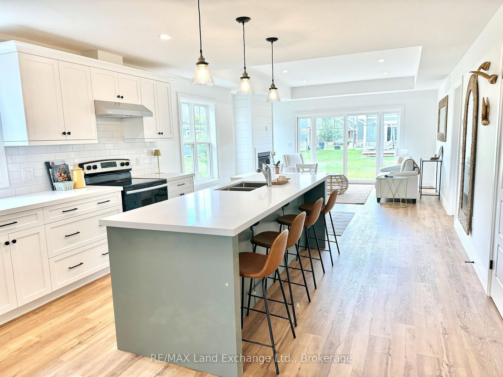 94 Eagle Court • Saugeen Shores, ON photo 5
