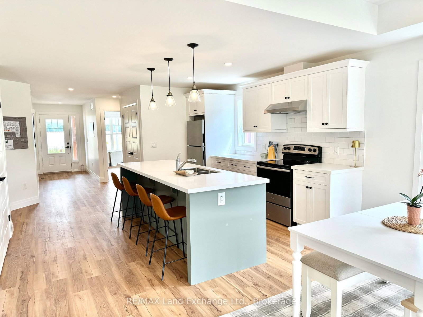 102 Eagle Court • Saugeen Shores, ON photo 9