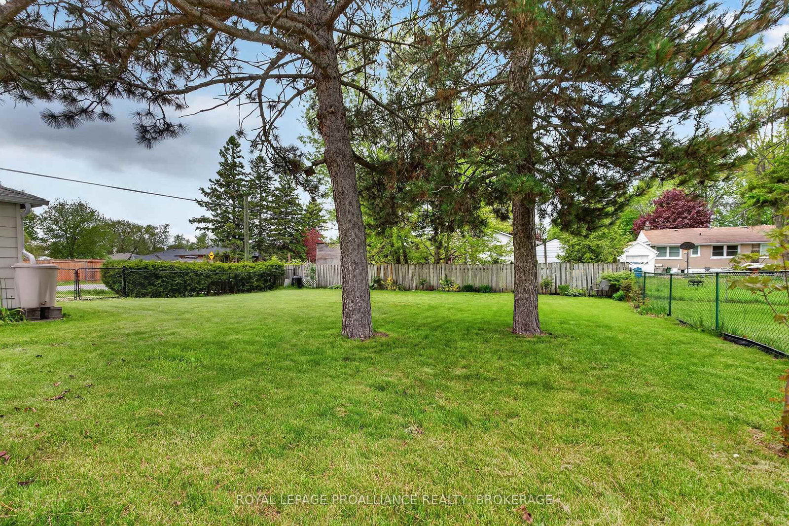 32 Lennox Street • Kingston, ON photo 33