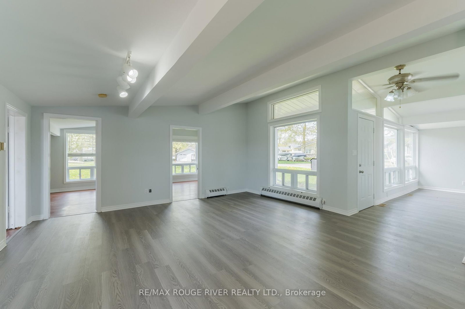 30 Edgewater Drive • Selwyn, ON photo 9