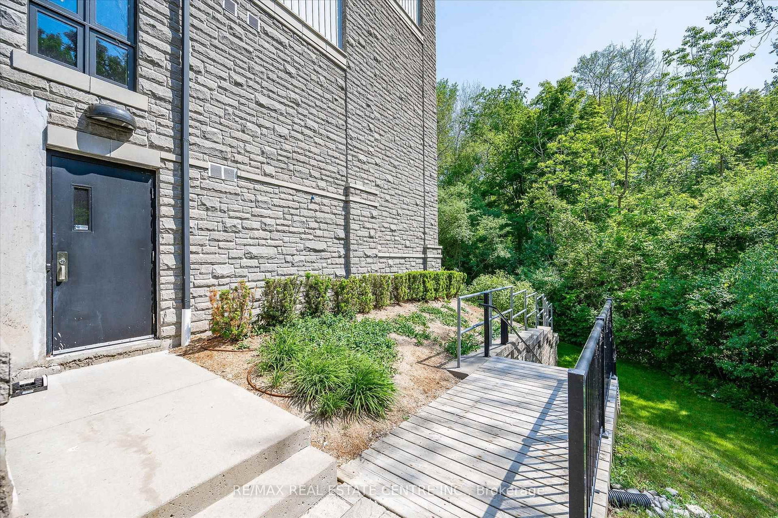 50 Bryan Court • #111 • Kitchener, ON photo 17