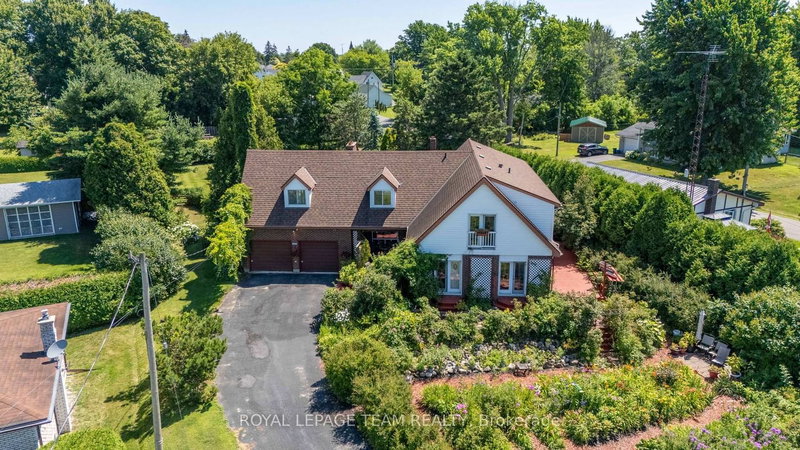 5687 Cherry Street, South Dundas