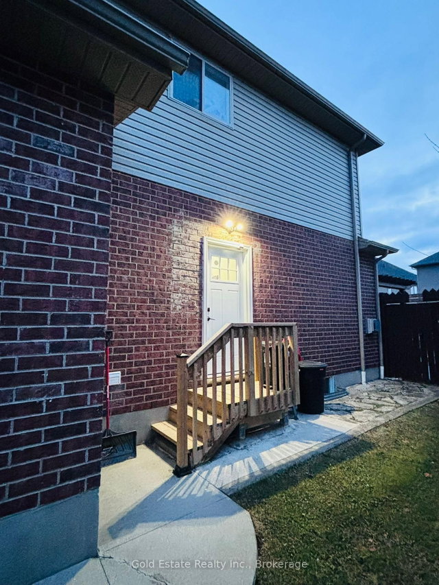 1377 Coronation Drive